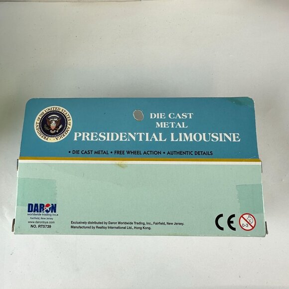 Daron Presidential Limousine Die Cast Model Car - Picture 2 of 3
